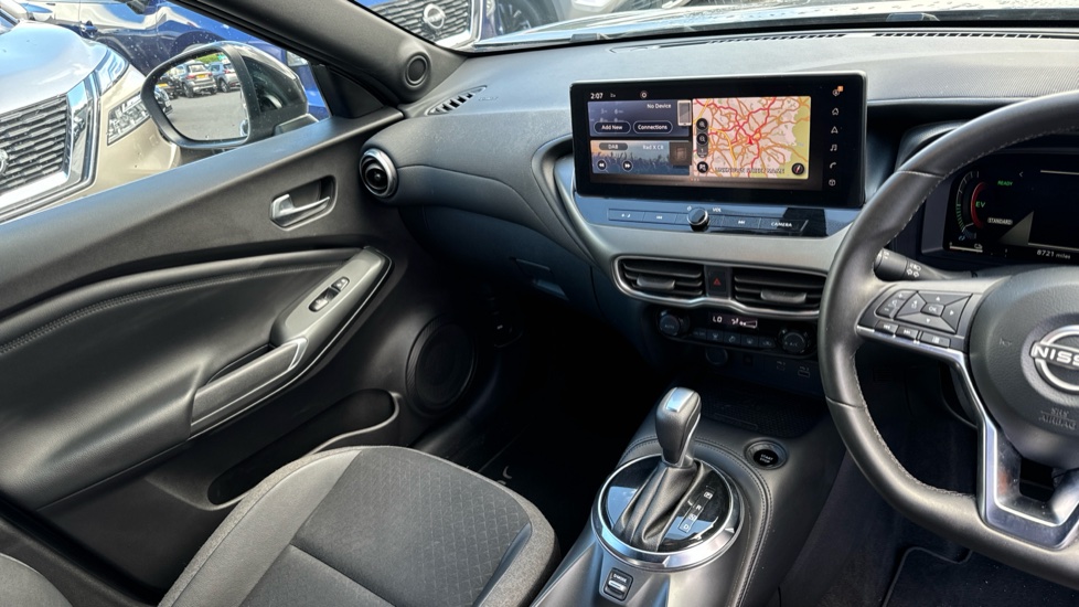 Nissan Juke 1.6 Hybrid N-Connecta 5dr Auto Hybrid Hatchback - Image 14