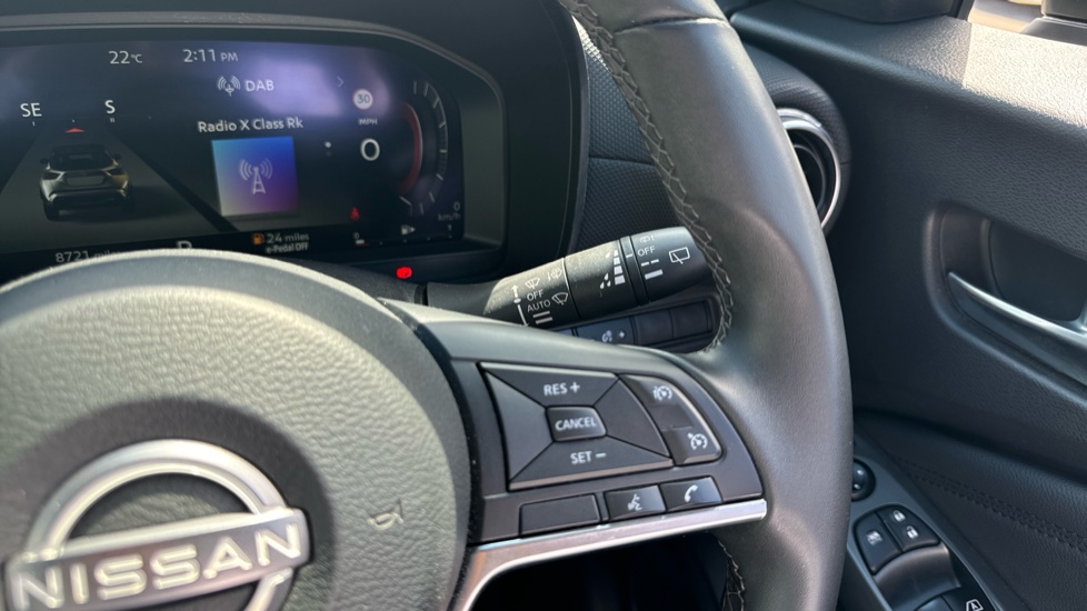 Nissan Juke 1.6 Hybrid N-Connecta 5dr Auto Hybrid Hatchback - Image 25