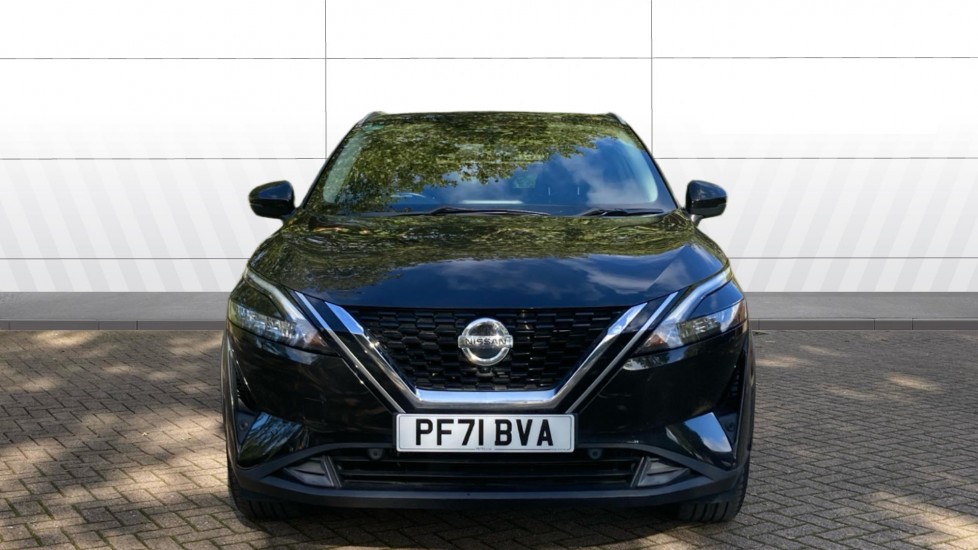 Nissan Qashqai 1.3 DiG-T MH N-Connecta 5dr Petrol Hatchback - Image 3