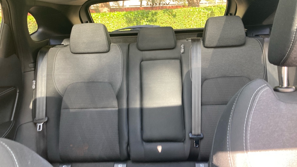 Nissan Qashqai 1.3 DiG-T MH N-Connecta 5dr Petrol Hatchback - Image 15