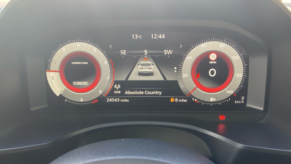 Nissan Qashqai 1.3 DiG-T MH N-Connecta 5dr Petrol Hatchback - Image 18