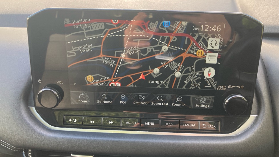 Nissan Qashqai 1.3 DiG-T MH N-Connecta 5dr Petrol Hatchback - Image 34
