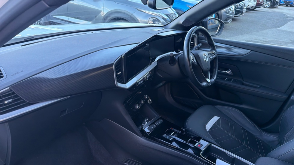 Vauxhall Mokka 100kW Ultimate 50kWh 5dr Auto Electric Hatchback - Image 9