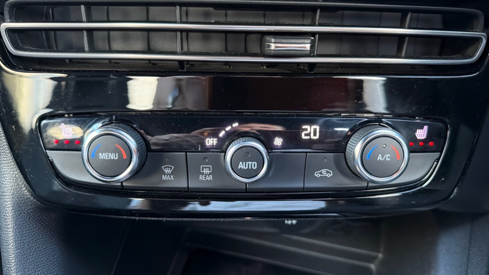 Vauxhall Mokka 100kW Ultimate 50kWh 5dr Auto Electric Hatchback - Image 23