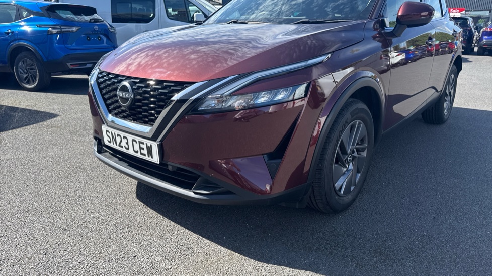 Nissan Qashqai 1.3 DiG-T MH Acenta Premium 5dr Petrol Hatchback - Image 25