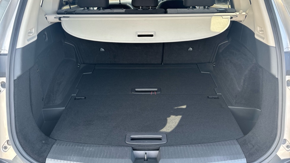 Nissan X-Trail 1.5 E-Power E-4orce 213 N-Connecta 5dr Auto Hybrid Station Wagon - Image 4