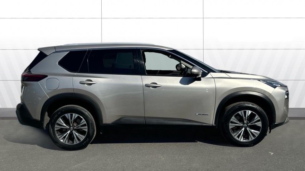 Nissan X-Trail 1.5 E-Power E-4orce 213 N-Connecta 5dr Auto Hybrid Station Wagon - Image 5