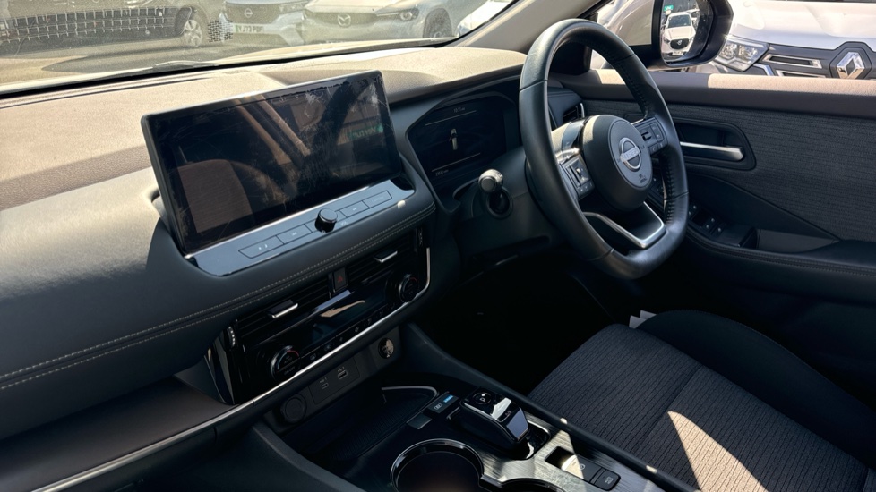 Nissan X-Trail 1.5 E-Power E-4orce 213 N-Connecta 5dr Auto Hybrid Station Wagon - Image 9
