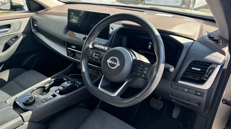 Nissan X-Trail 1.5 E-Power E-4orce 213 N-Connecta 5dr Auto Hybrid Station Wagon - Image 11