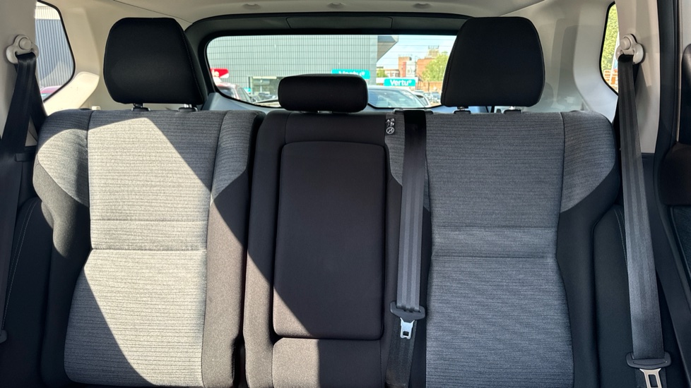 Nissan X-Trail 1.5 E-Power E-4orce 213 N-Connecta 5dr Auto Hybrid Station Wagon - Image 15