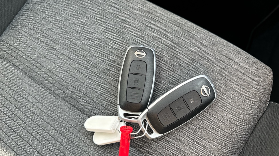 Nissan X-Trail 1.5 E-Power E-4orce 213 N-Connecta 5dr Auto Hybrid Station Wagon - Image 20