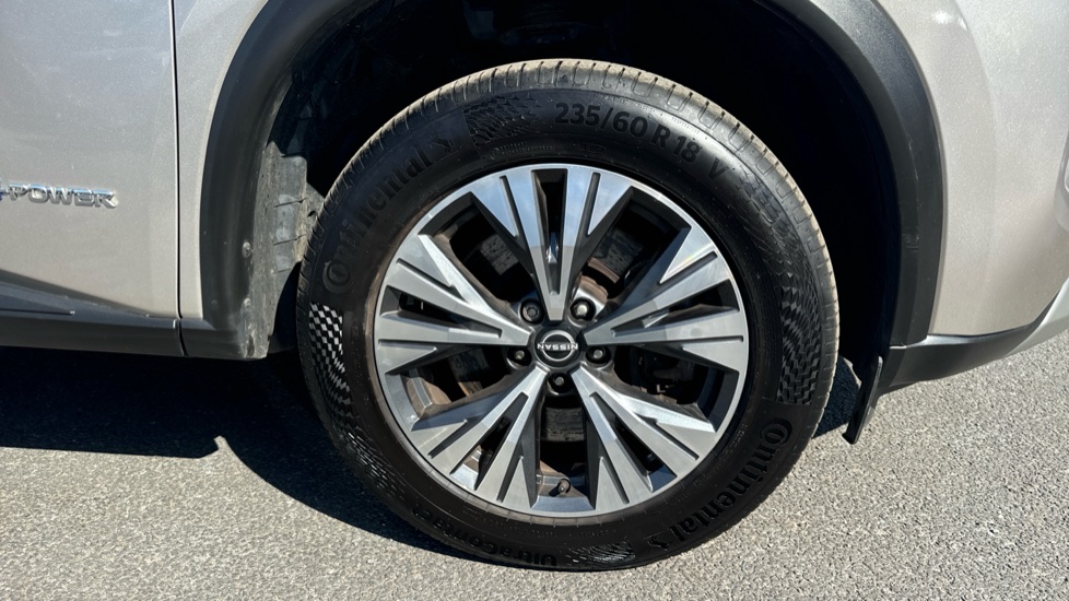 Nissan X-Trail 1.5 E-Power E-4orce 213 N-Connecta 5dr Auto Hybrid Station Wagon - Image 21