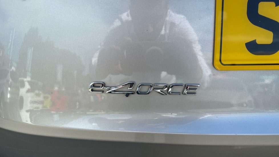 Nissan X-Trail 1.5 E-Power E-4orce 213 N-Connecta 5dr Auto Hybrid Station Wagon - Image 30