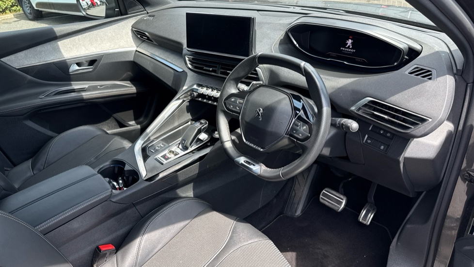 Peugeot 3008 1.2 PureTech GT 5dr EAT8 Petrol Estate - Image 11