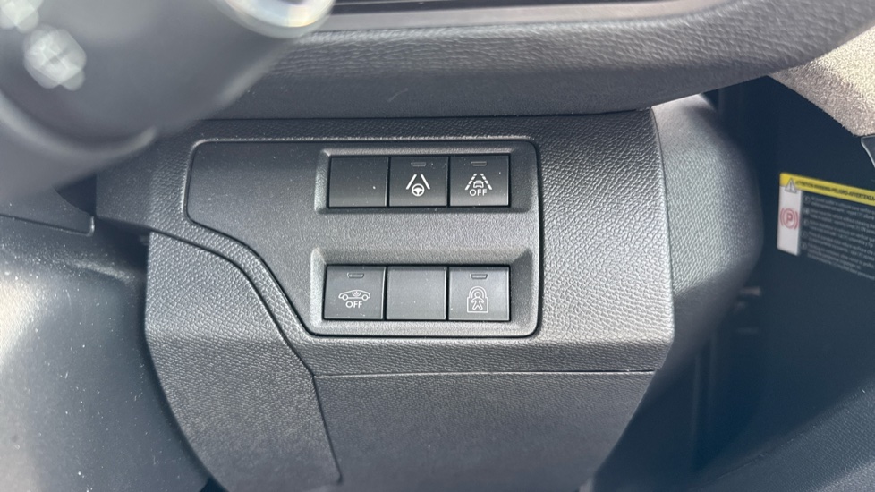Peugeot 3008 1.2 PureTech GT 5dr EAT8 Petrol Estate - Image 31