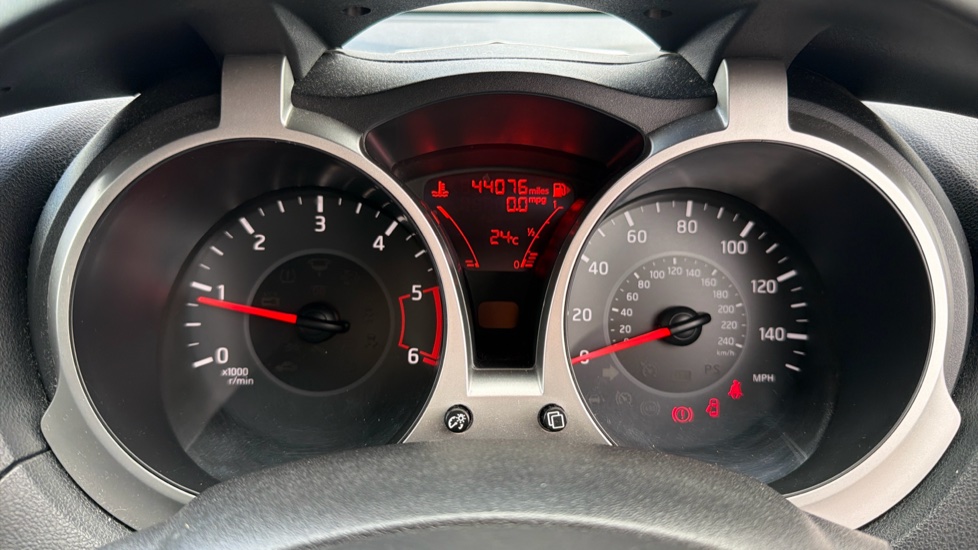 Nissan Juke 1.5 dCi N-Connecta 5dr Diesel Hatchback - Image 18