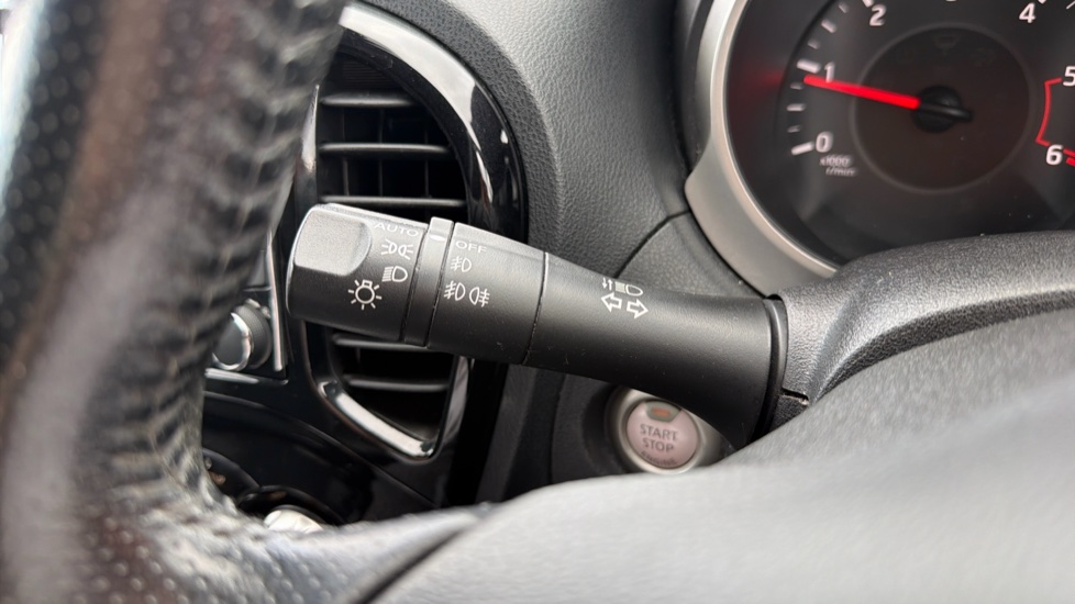 Nissan Juke 1.5 dCi N-Connecta 5dr Diesel Hatchback - Image 29