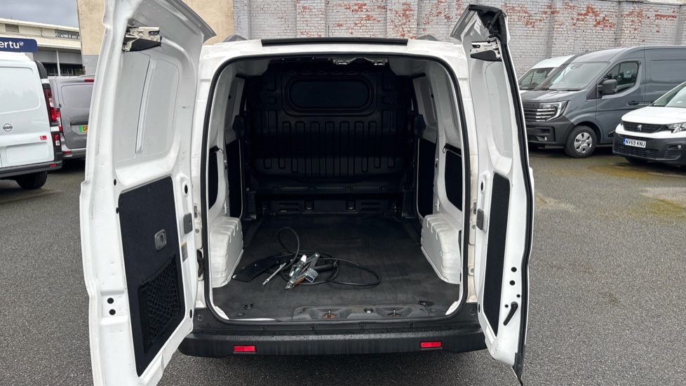 Nissan E-Nv200 Env200 Electric 80kW Acenta Van Auto 40kWh - Image 4