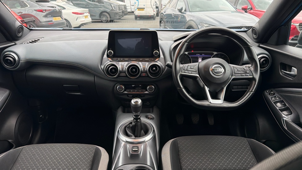 Nissan Juke 1.0 DiG-T 114 N-Connecta 5dr Petrol Hatchback - Image 10