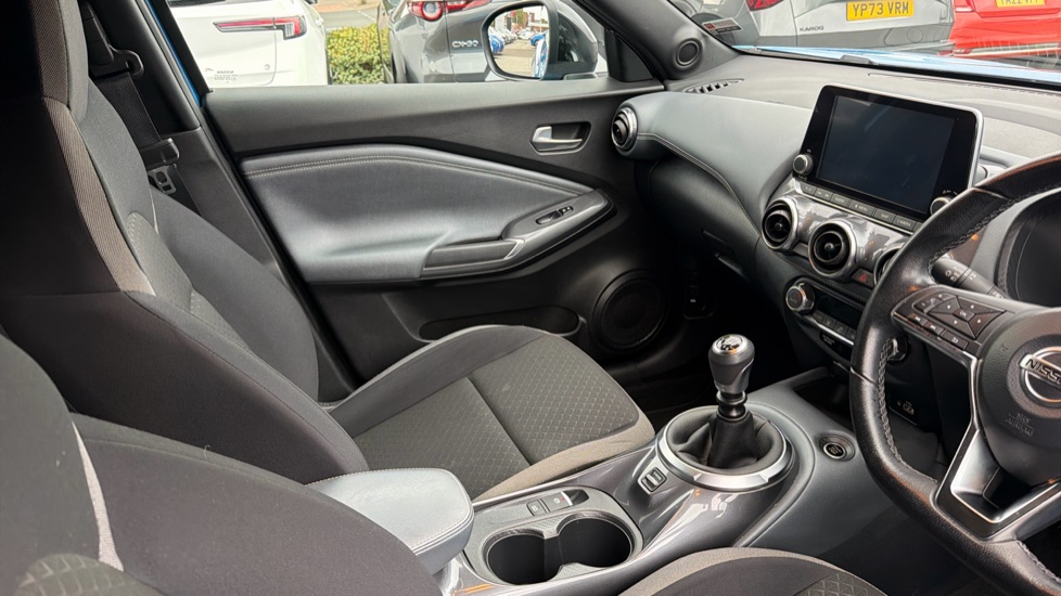Nissan Juke 1.0 DiG-T 114 N-Connecta 5dr Petrol Hatchback - Image 14