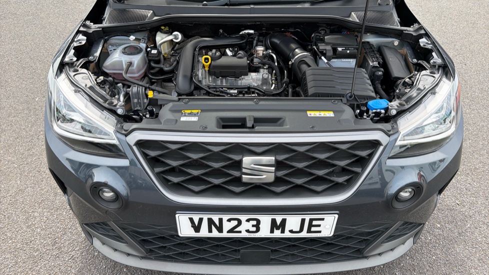 SEAT Arona 1.0 TSI 110 FR 5dr DSG Petrol Hatchback - Image 8