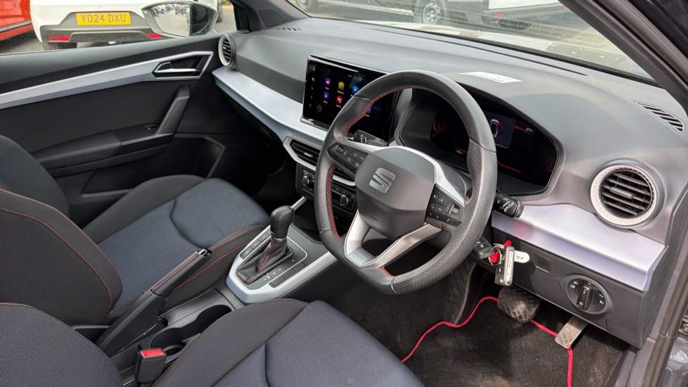 SEAT Arona 1.0 TSI 110 FR 5dr DSG Petrol Hatchback - Image 11
