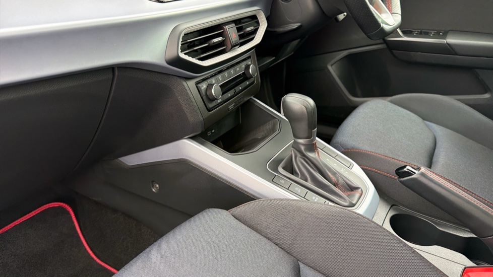 SEAT Arona 1.0 TSI 110 FR 5dr DSG Petrol Hatchback - Image 13
