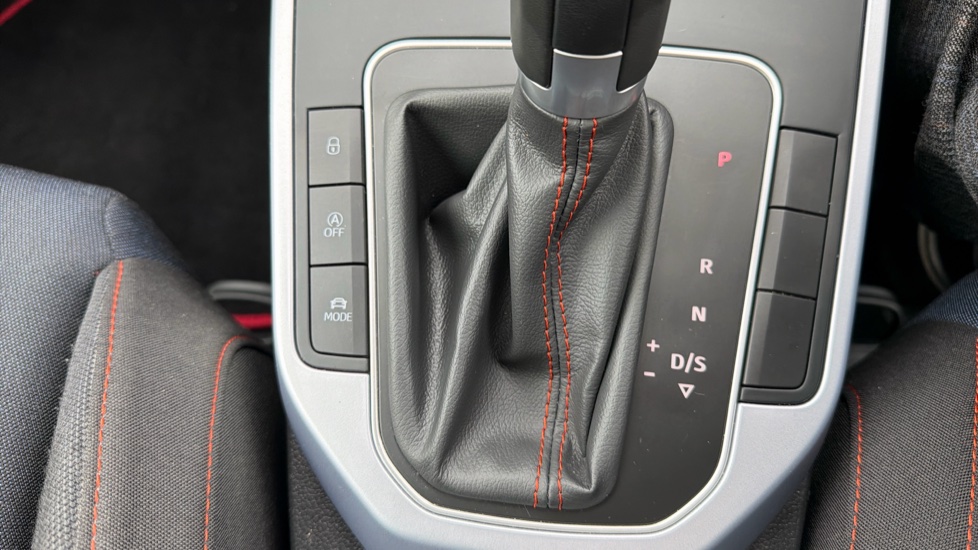 SEAT Arona 1.0 TSI 110 FR 5dr DSG Petrol Hatchback - Image 28