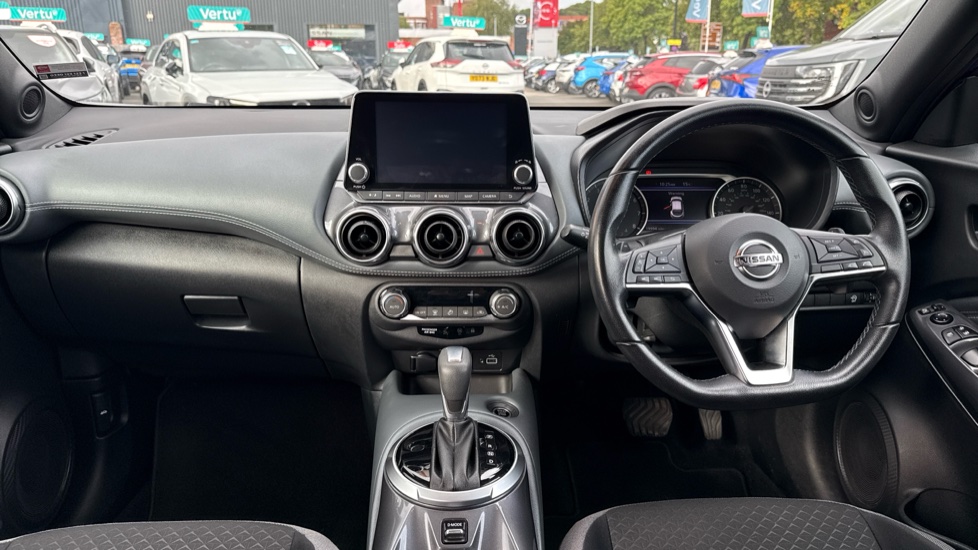 Nissan Juke 1.0 DiG-T 114 N-Connecta 5dr DCT Petrol Hatchback - Image 10