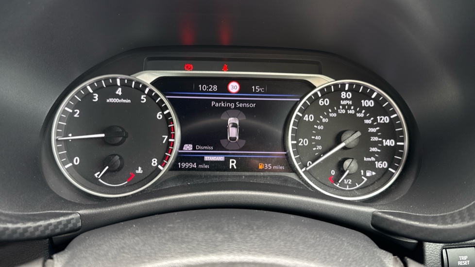 Nissan Juke 1.0 DiG-T 114 N-Connecta 5dr DCT Petrol Hatchback - Image 28