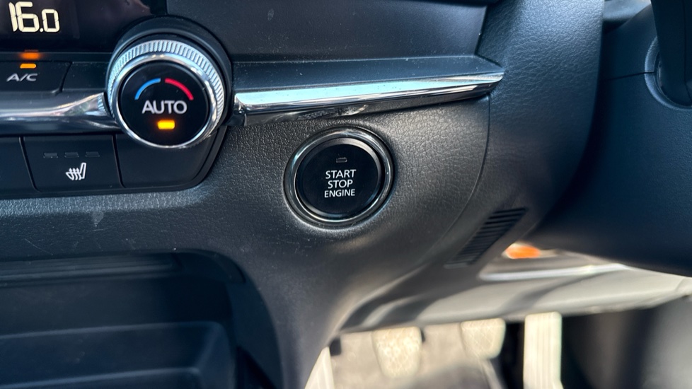 Mazda CX-30 2.0 e-Skyactiv G MHEV Sport Lux 5dr Petrol Hatchback - Image 34