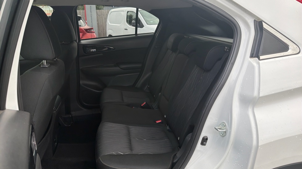 Mitsubishi Eclipse Cross 1.5 3 5dr CVT 4WD Petrol Hatchback - Image 16