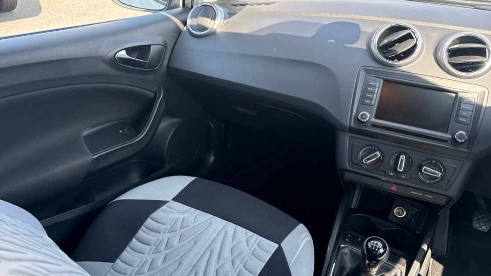 SEAT Ibiza 1.2 TSI 90 FR Technology 5dr Petrol Hatchback - Image 14