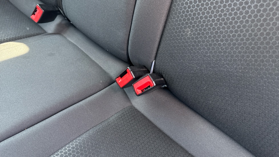 SEAT Ibiza 1.2 TSI 90 FR Technology 5dr Petrol Hatchback - Image 17