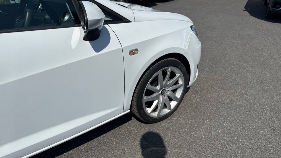 SEAT Ibiza 1.2 TSI 90 FR Technology 5dr Petrol Hatchback - Image 27