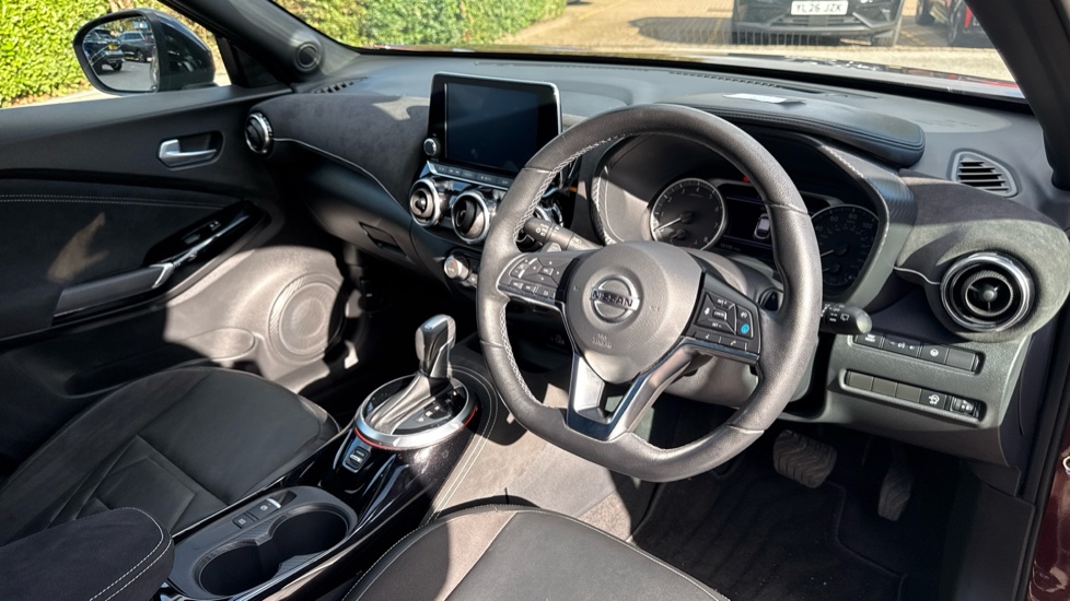 Nissan Juke 1.0 DiG-T 114 Tekna+ 5dr DCT Petrol Hatchback - Image 11