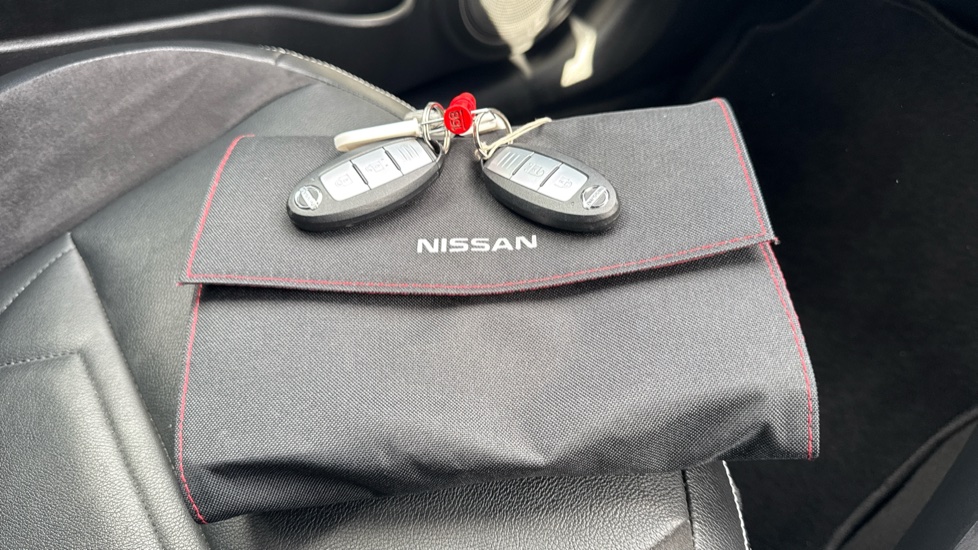 Nissan Juke 1.0 DiG-T 114 Tekna+ 5dr DCT Petrol Hatchback - Image 20