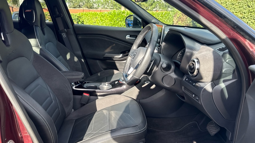 Nissan Juke 1.0 DiG-T 114 Tekna+ 5dr DCT Petrol Hatchback - Image 34