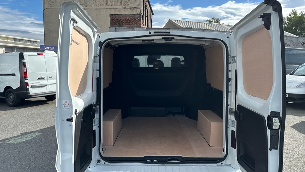 Renault Trafic Lwb Diesel LL30 Blue dCi 170 ExtraSport[Safety] CrewVan EAG9 - Image 4