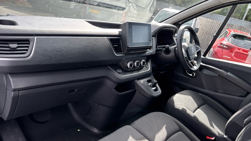Renault Trafic Lwb Diesel LL30 Blue dCi 170 ExtraSport[Safety] CrewVan EAG9 - Image 9