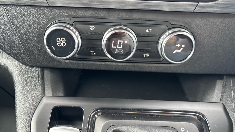 Renault Kangoo L2 E-Tech LL21 90kW 44kWh Advance [Safety] Van Auto - Image 25