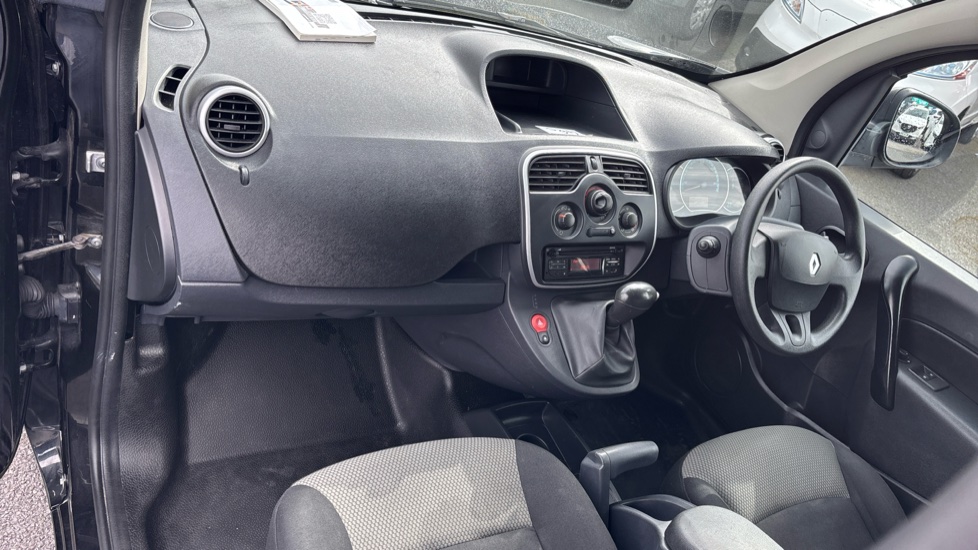 Renault Kangoo Ze Electric ML20 44kW 33kWh Business+ i-Van Auto - Image 10