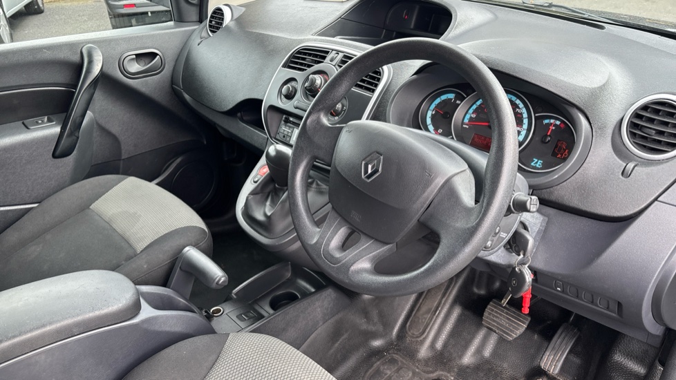Renault Kangoo Ze Electric ML20 44kW 33kWh Business+ i-Van Auto - Image 11