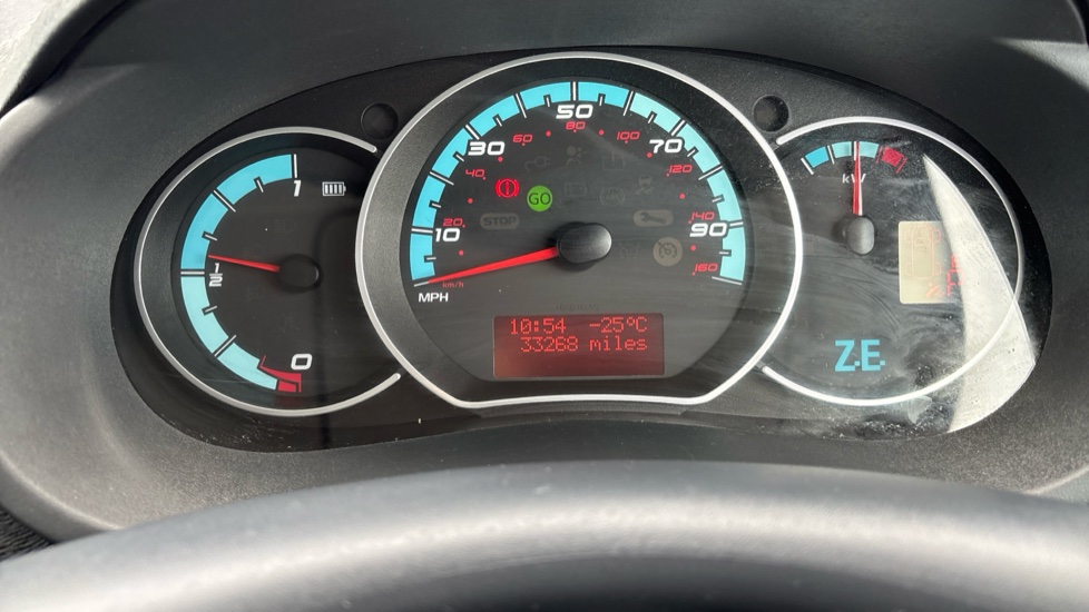Renault Kangoo Ze Electric ML20 44kW 33kWh Business+ i-Van Auto - Image 18