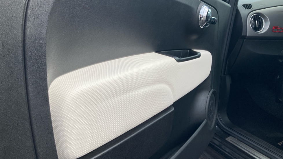 Fiat 500 1.2 S 3dr Petrol Hatchback - Image 23