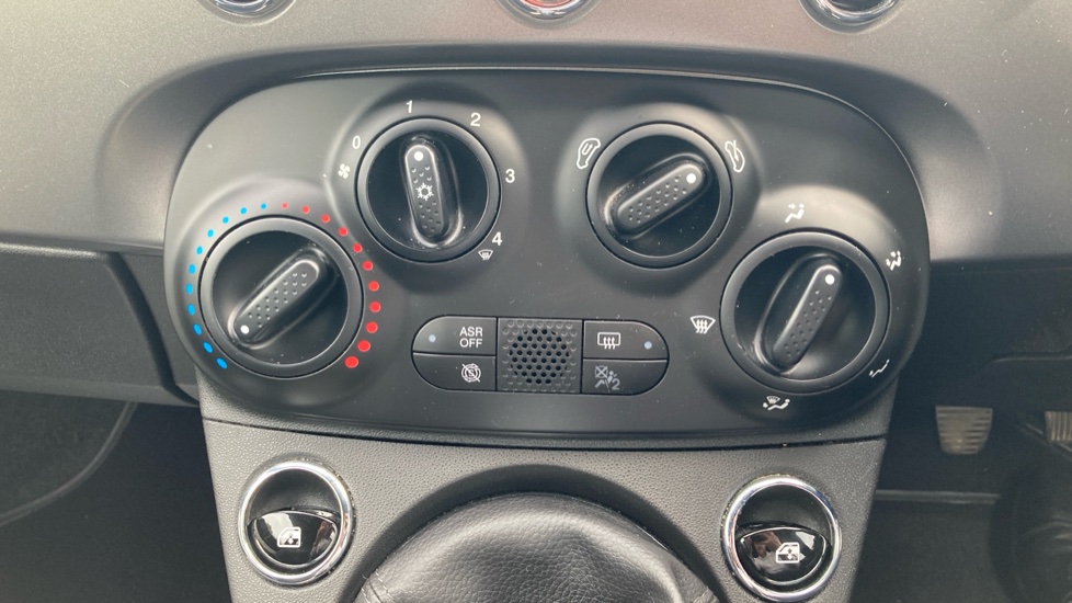 Fiat 500 1.2 S 3dr Petrol Hatchback - Image 32