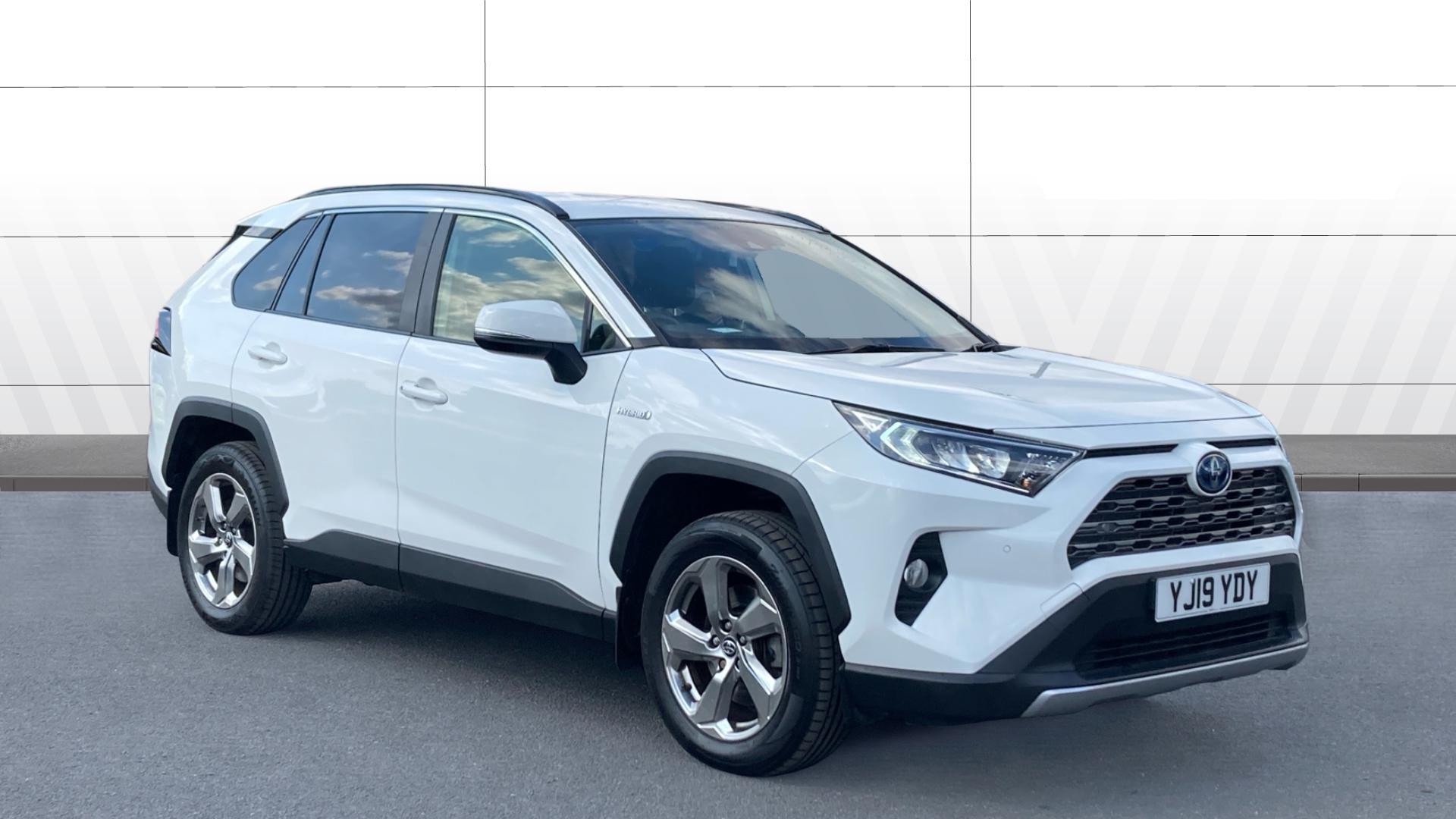 Toyota RAV4 listing photo