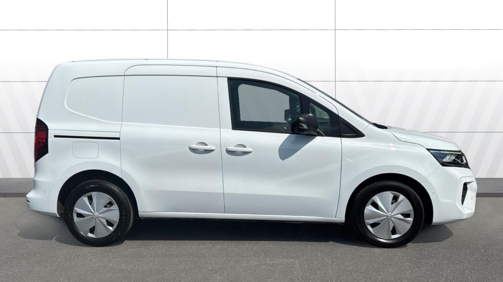 Nissan Townstar L1 Electric 90kW Tekna Van Auto 45kWh - Image 5
