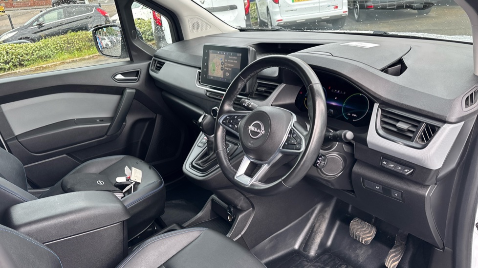 Nissan Townstar L1 Electric 90kW Tekna+ Van Auto 45kWh - Image 11