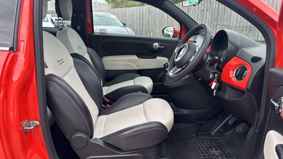 Fiat 500 1.0 Mild Hybrid Dolcevita [Part Leather] 3dr Petrol Hatchback - Image 32